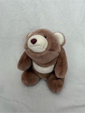 Vintage Gund Bear Snuffles 1980
